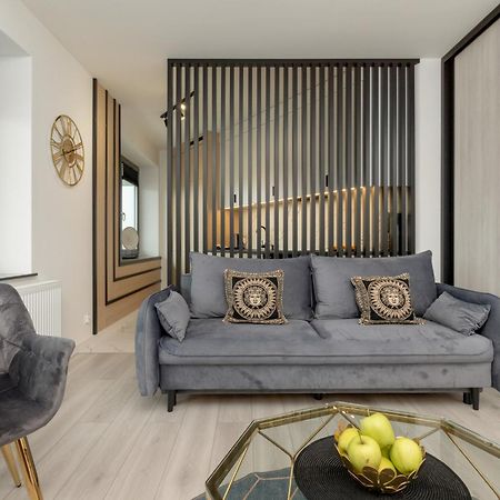 Apartport Wyjatkowe Apartamenty Z Widokiem Na Port W Gdyni By Noclegi Renters Gdynia Esterno foto